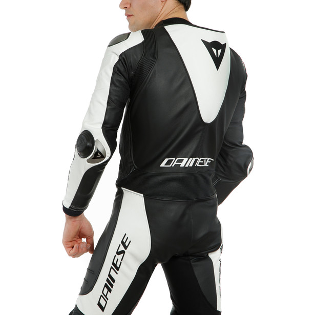 LAGUNA SECA 5 1PC LEATHER SUIT PERF.